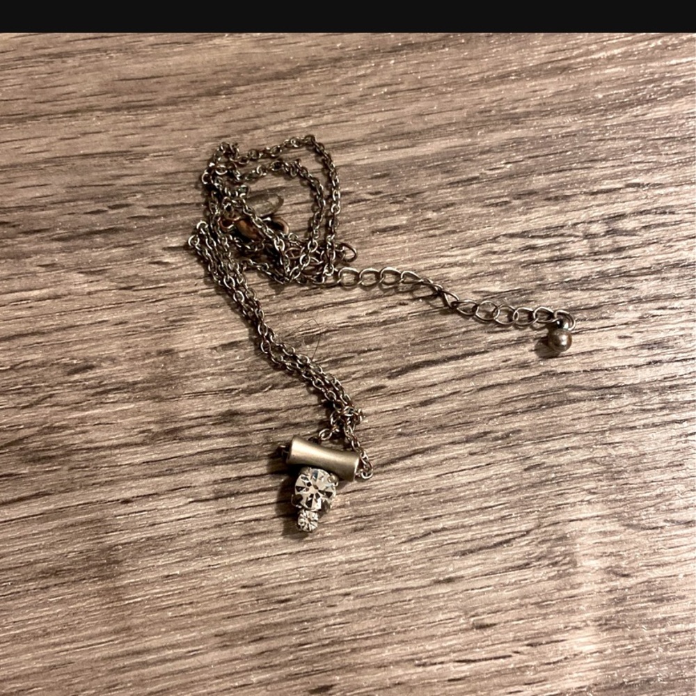 Stunning jeweled necklace